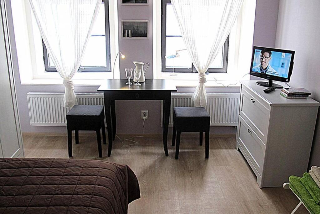 Romantic Apartment In The Historic Center Prag Exterior foto